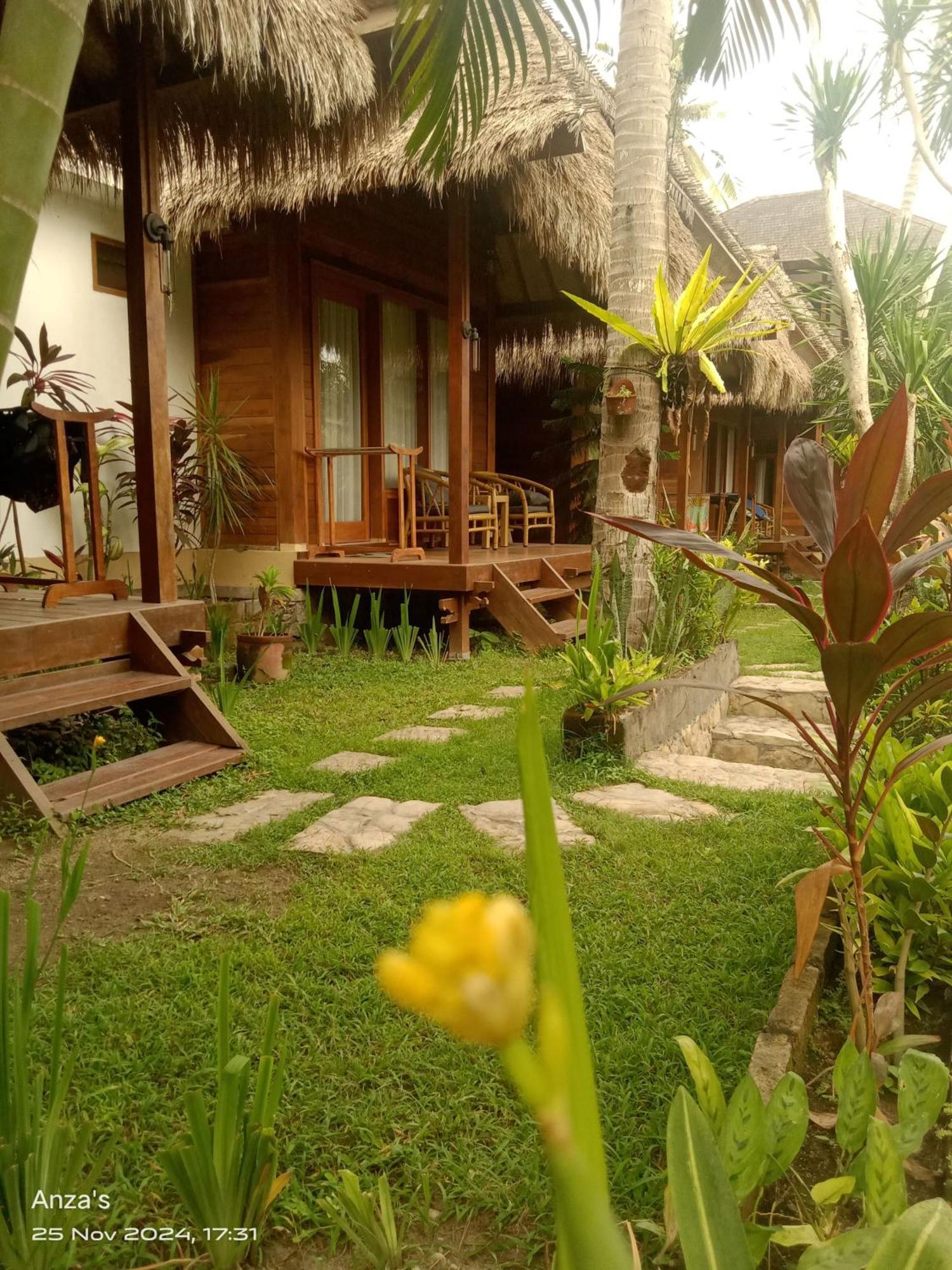 Village Vibes Lombok Kuta  Exterior photo